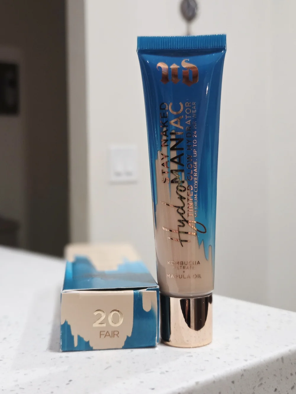 Urban Decay Stay Naked Hydromaniac Tinted Glow Hydrator - Fair 20